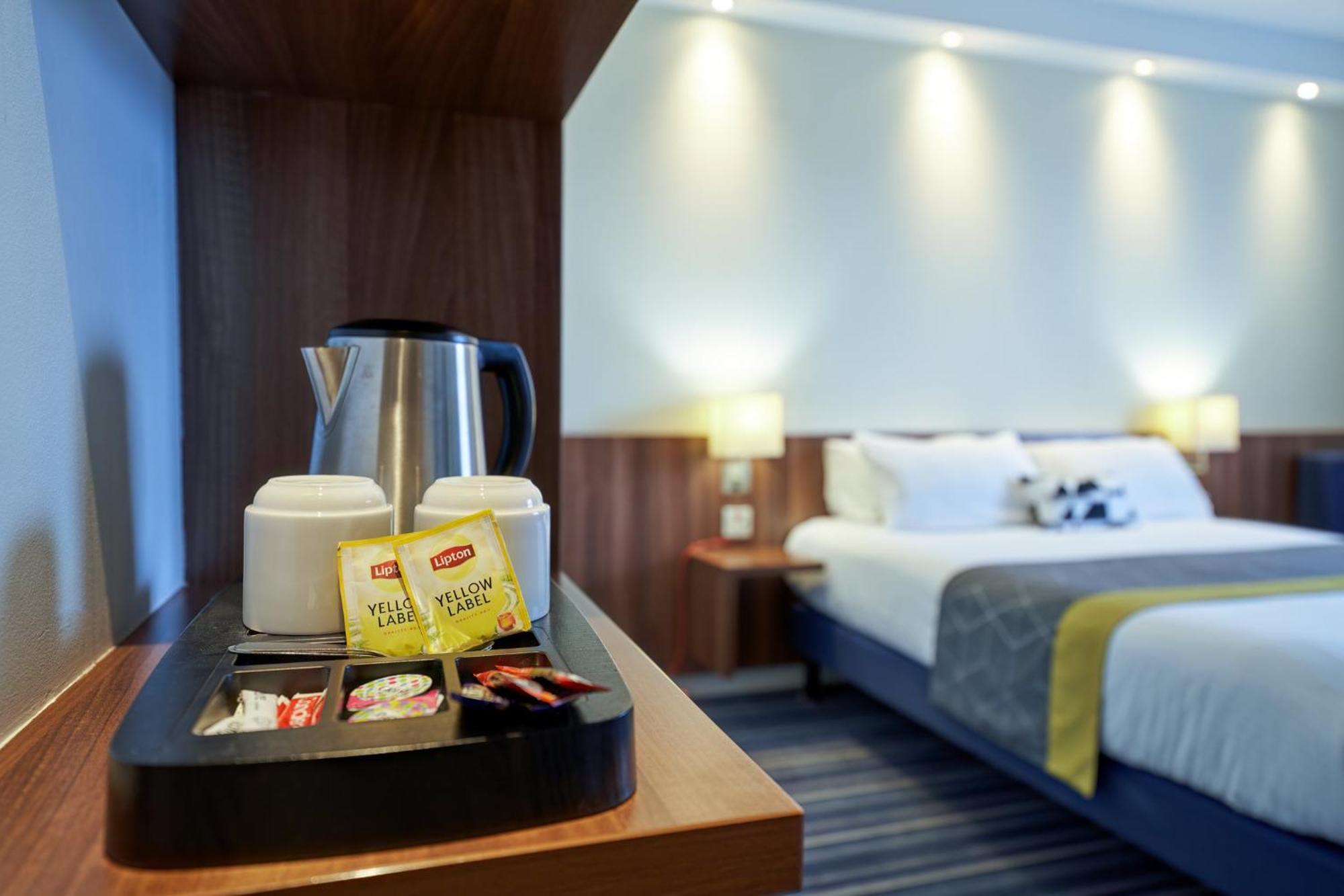 Holiday Inn Express Strasbourg Centre By Ihg Exterior photo