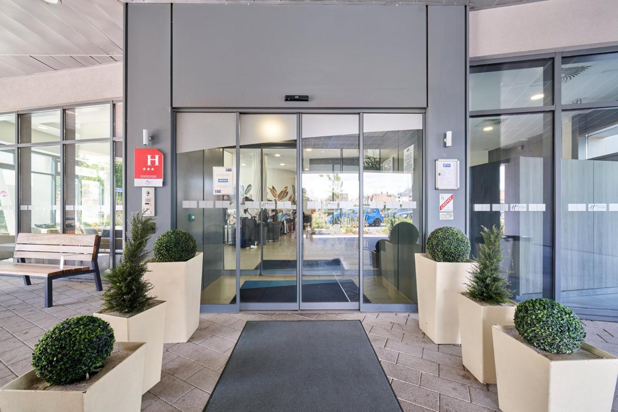 Holiday Inn Express Strasbourg Centre By Ihg Exterior photo
